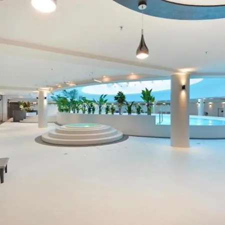 Hanza Tower Bohemia 23 & Pool Appartement Szczecin