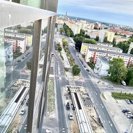 Appartement Hanza Tower Bohemia 23 & Pool